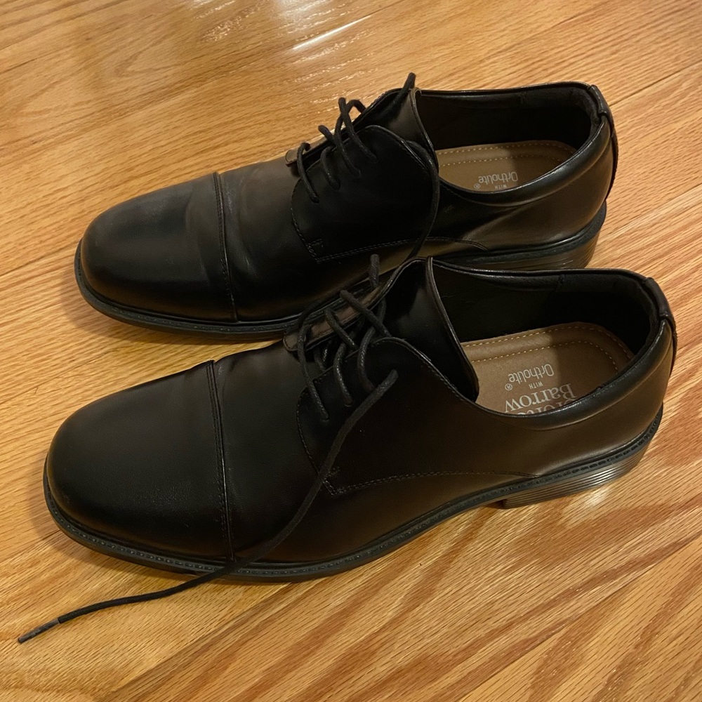 Like New Dress Shoes - Picture 1 of 7